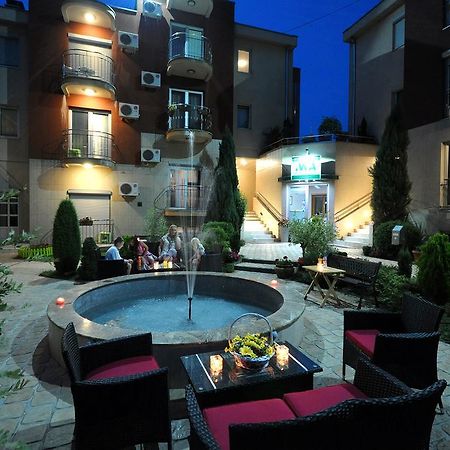 Iwa Centar Apartments & Wellness Vrnjačka Banja Dış mekan fotoğraf