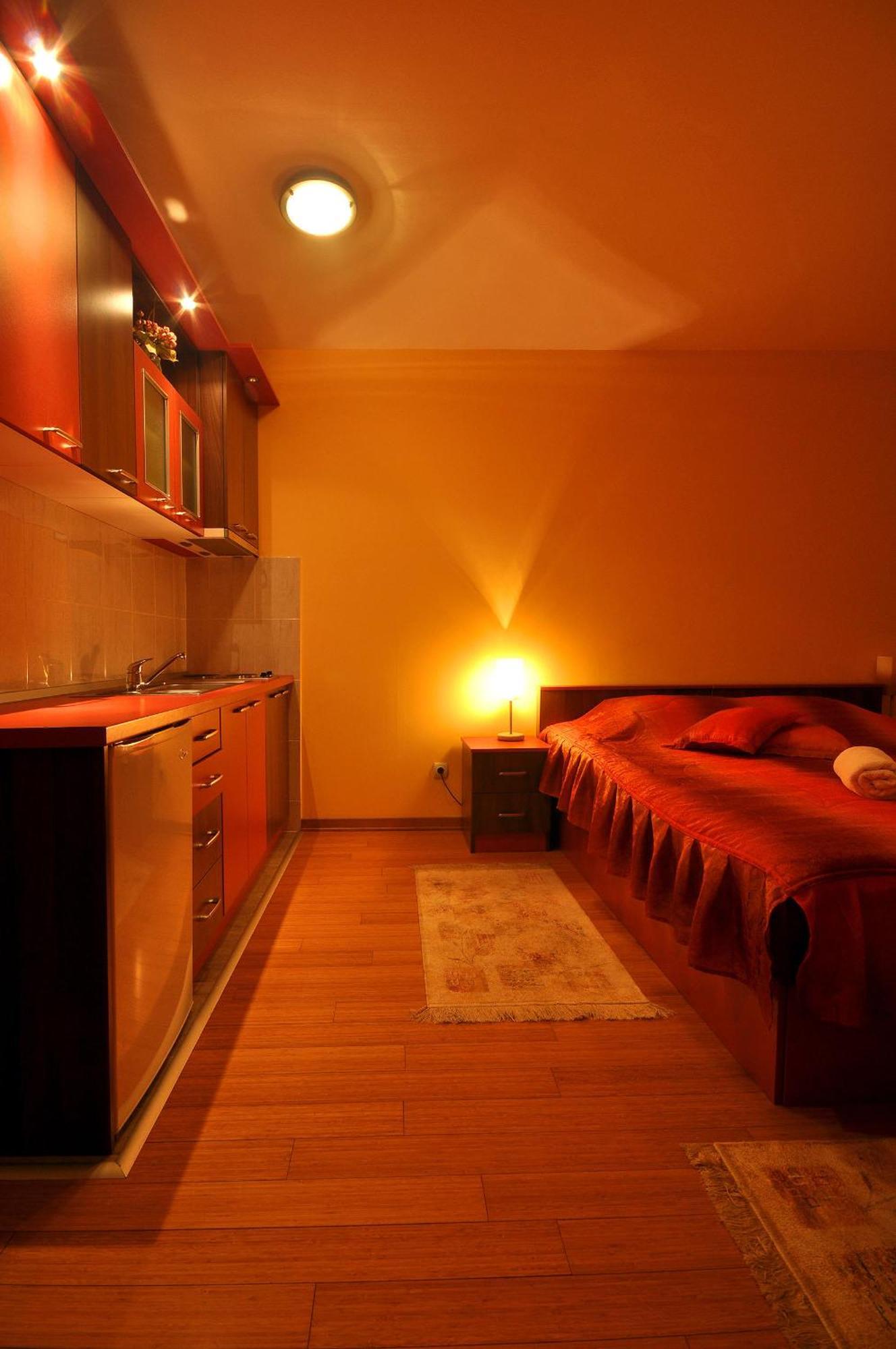 Iwa Centar Apartments & Wellness Vrnjačka Banja Dış mekan fotoğraf
