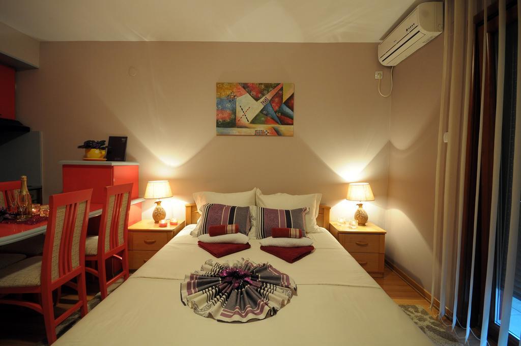 Iwa Centar Apartments & Wellness Vrnjačka Banja Dış mekan fotoğraf