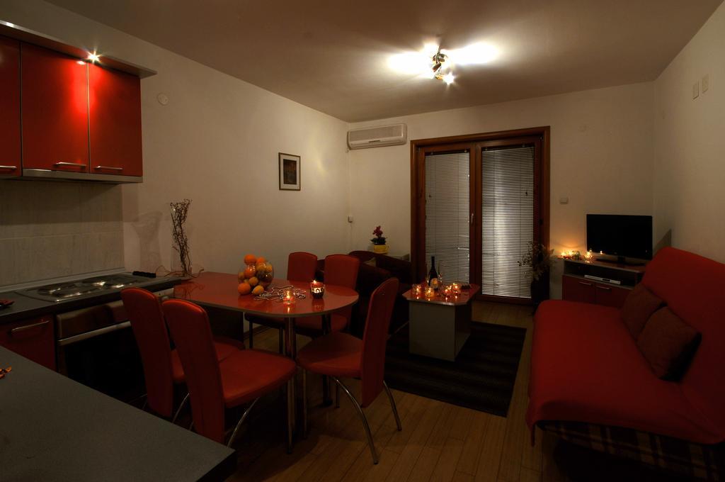 Iwa Centar Apartments & Wellness Vrnjačka Banja Dış mekan fotoğraf